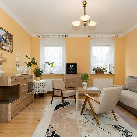 Apartament Economy Apartament Z Ogrodem W Centrum Kołobrzeg