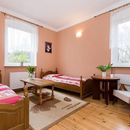 Economy Apartament Z Ogrodem W Centrum Apartament *