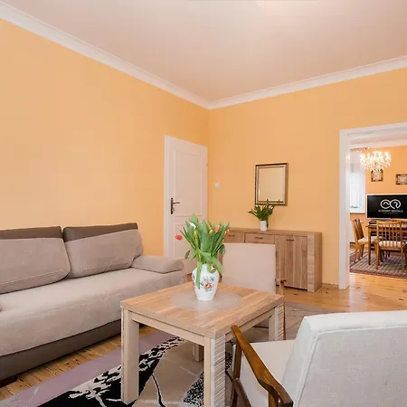Apartament Economy Apartament Z Ogrodem W Centrum Kołobrzeg