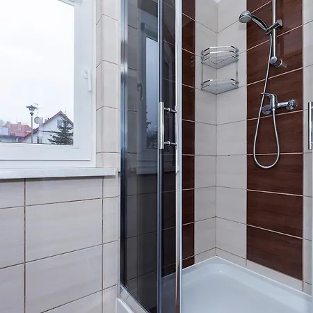Economy Apartament Z Ogrodem W Centrum Apartament Kołobrzeg